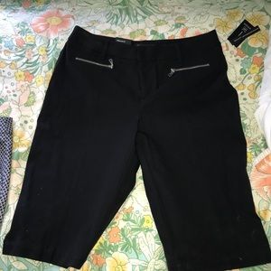 Capri length black shorts INC